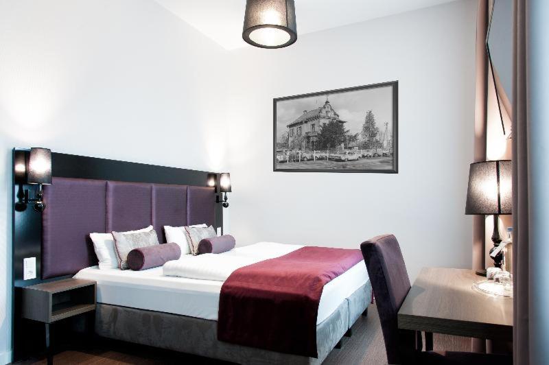 Double Room - Disability Access image 3