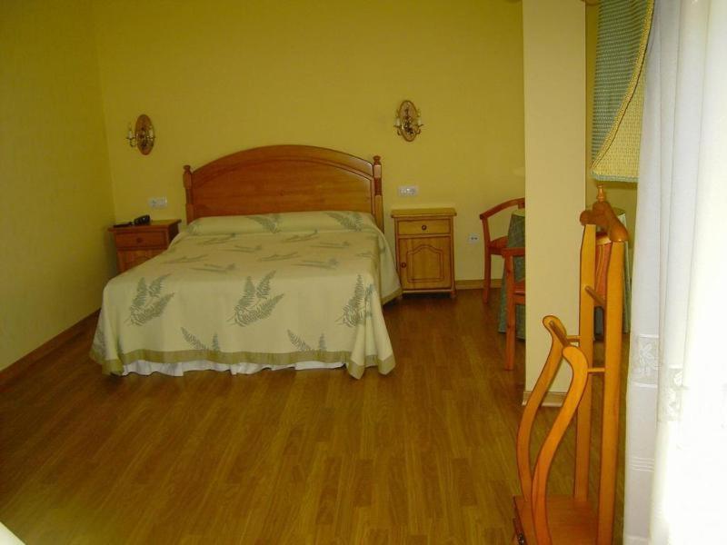 Room #26619106 image 2