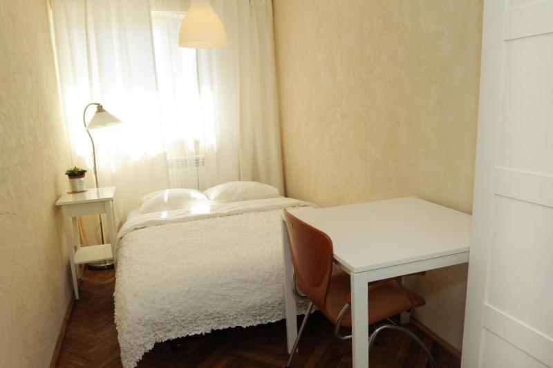 Two-Bedroom Apartment - ul. Słodowiec image 3