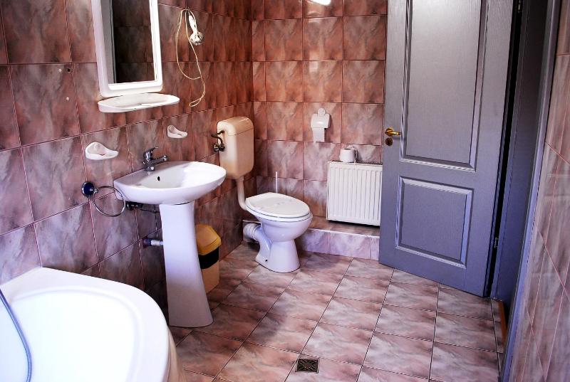 Double or Twin Room image 3