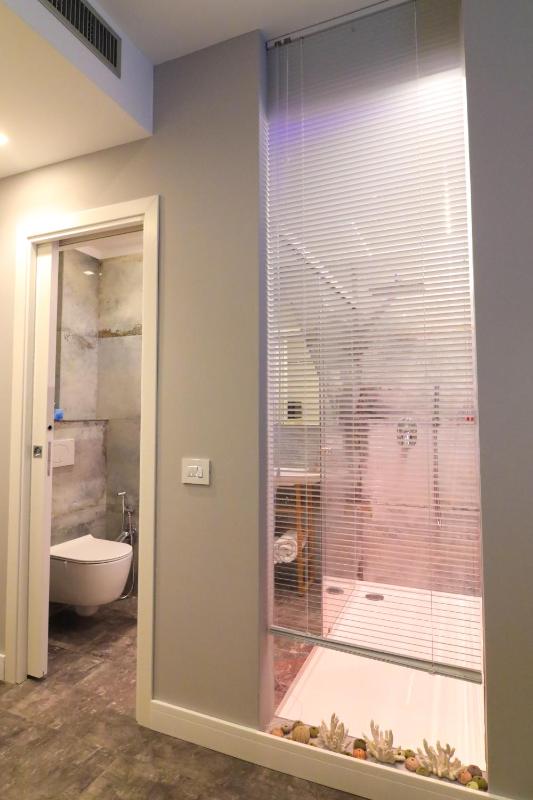 J Luxury Home - image 26
