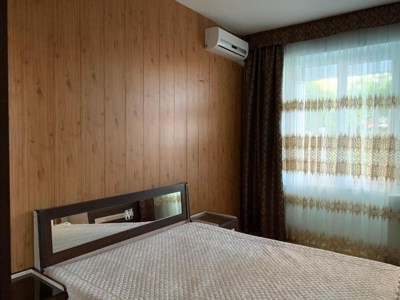 Double Room with Balcony image 3