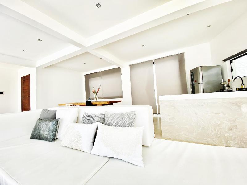 Blanc Residence - image 40