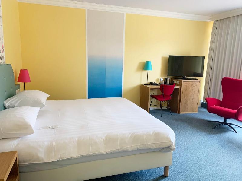 Superior Double Room image 4