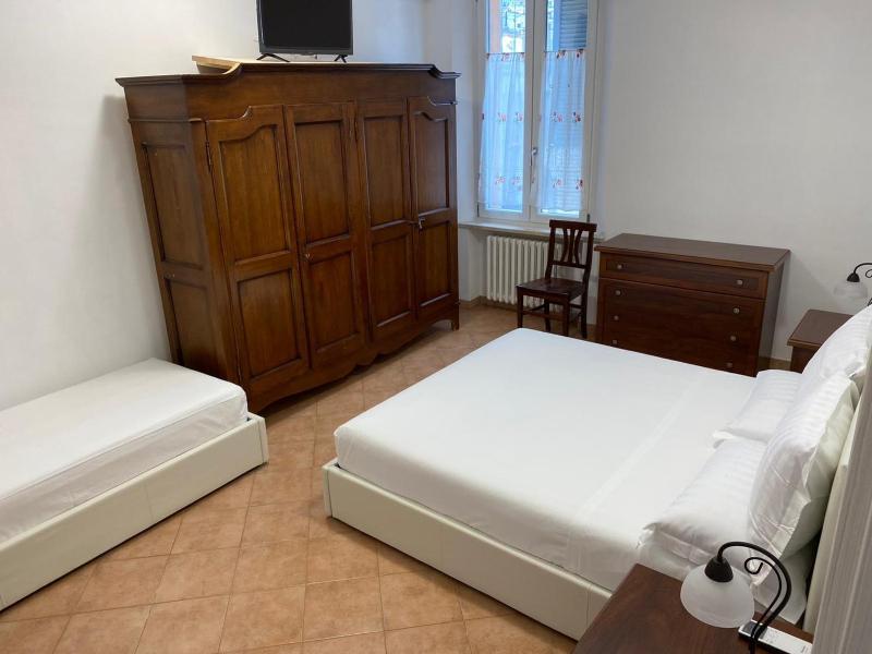 Triple Room with Private Bathroom image 2