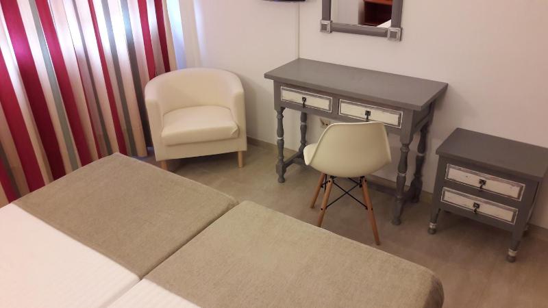 Quadruple Room (4 Adults) image 1