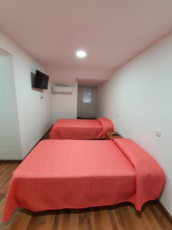 Double Room image 2