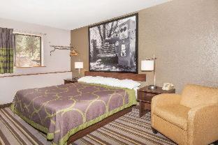 Room #27121012 image 1