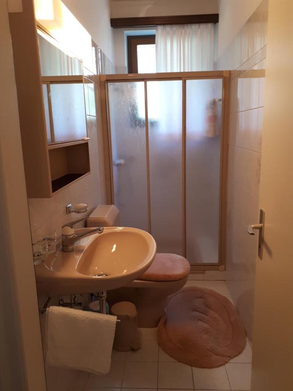 One-Bedroom Apartment image 2