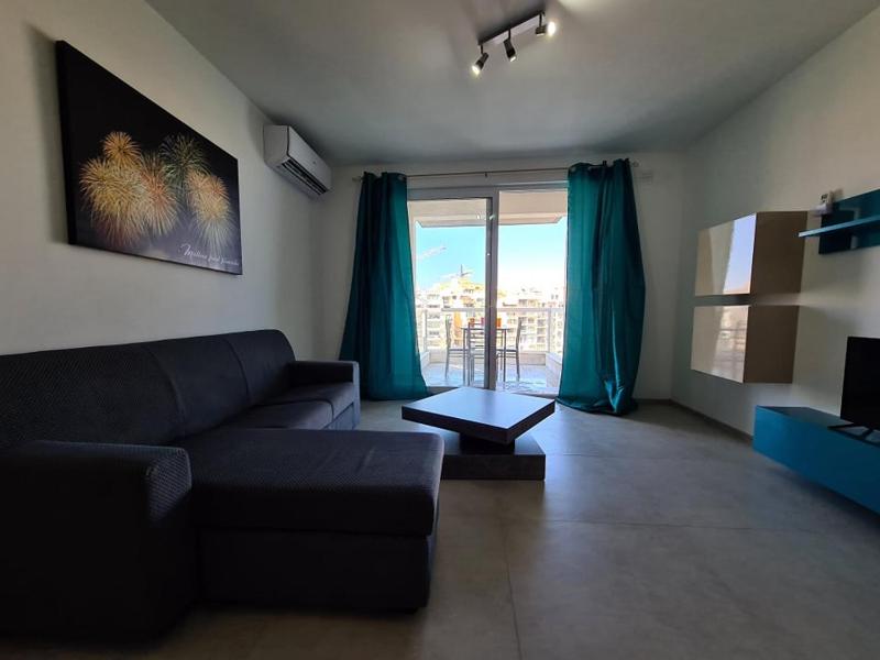 St Julians Bay Sea Front Apartments - image 3
