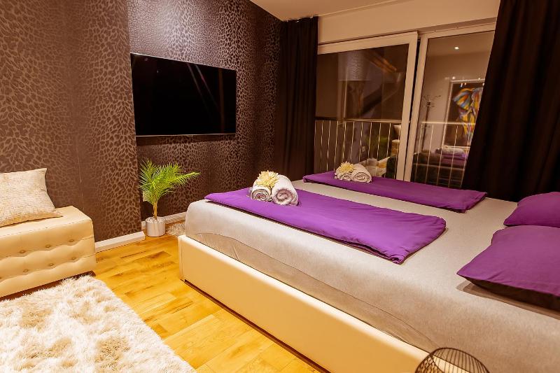Lux Villa Belgrade - image 16