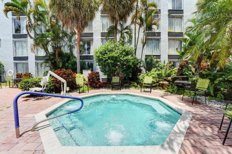 Plaza Hotel Fort Lauderdale - image 26