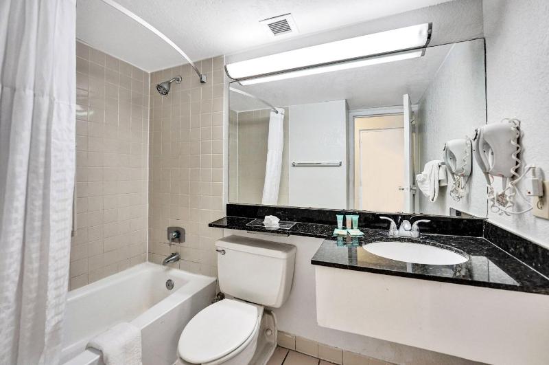 Plaza Hotel Fort Lauderdale - image 29