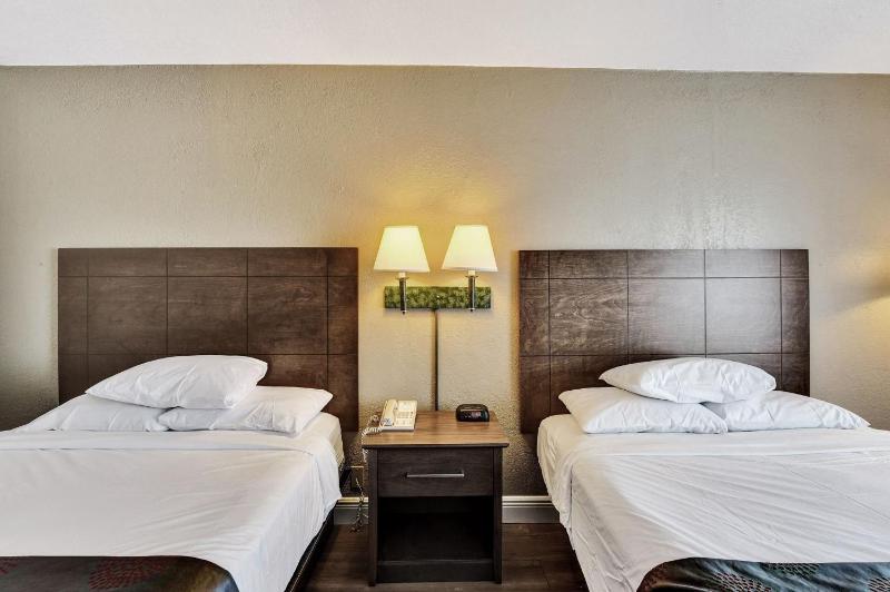 Plaza Hotel Fort Lauderdale - image 50