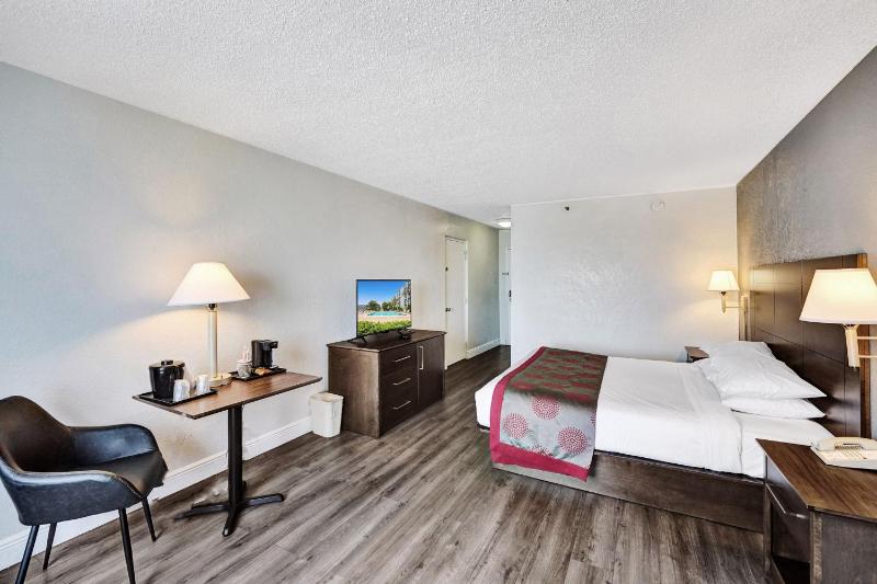 Plaza Hotel Fort Lauderdale - image 21