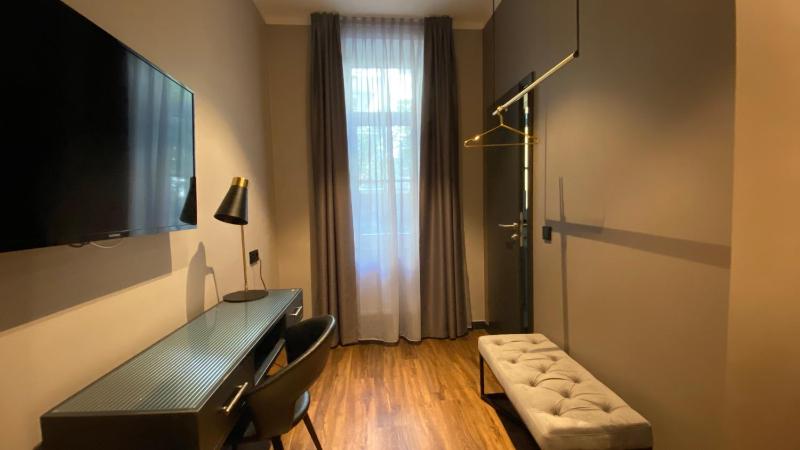 Standard Single Room with Private Bathroom image 3