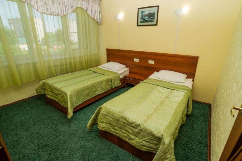 One-Bedroom Suite image 3