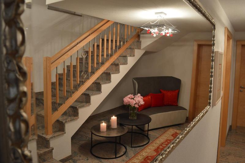 Deluxe Two-Bedroom Apartment with Balcony image 3