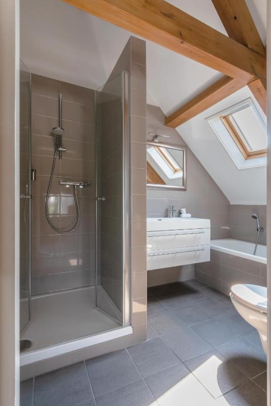 Classic Suite image 4