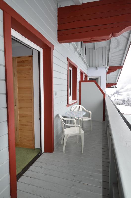 Standard One-Bedroom Apartment with Balcony image 4