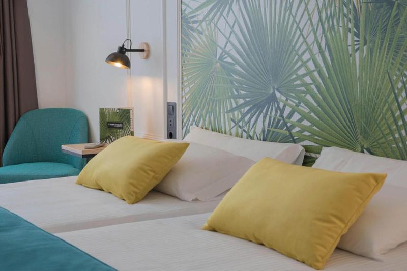 Superior Double Room image 4