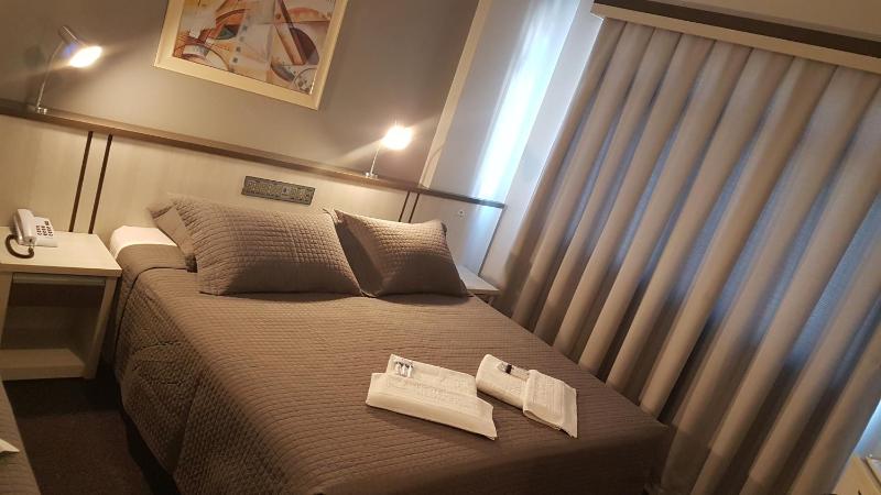 Hotel Blumenau by Pires - Balneário Camboriú - image 49