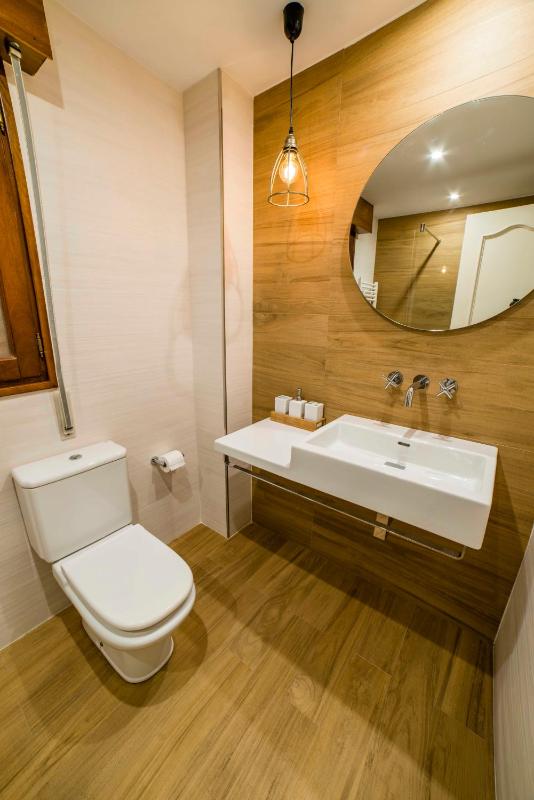 Standard Apartment image 3