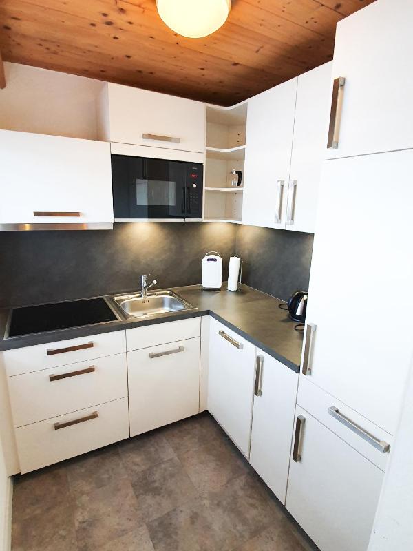 One-Bedroom Apartment image 3