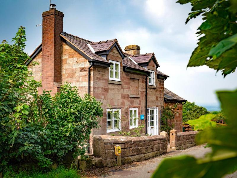 Holiday Home image 1