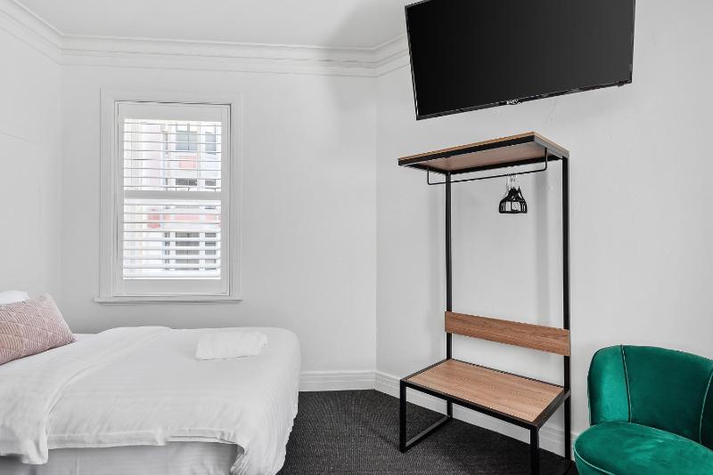 Triple Room image 2