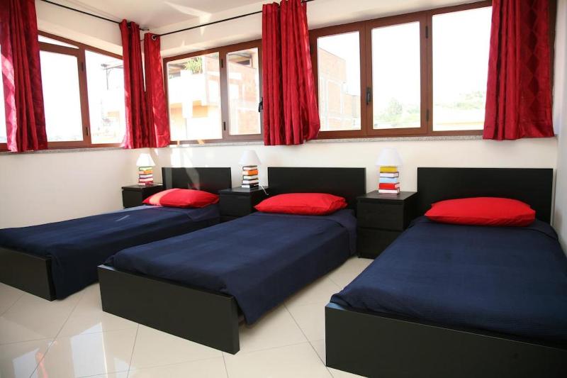 Triple Room image 1