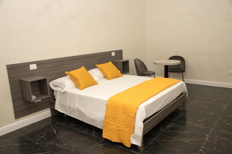Classic Quadruple Room image 2
