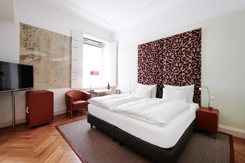 Classic Room image 1