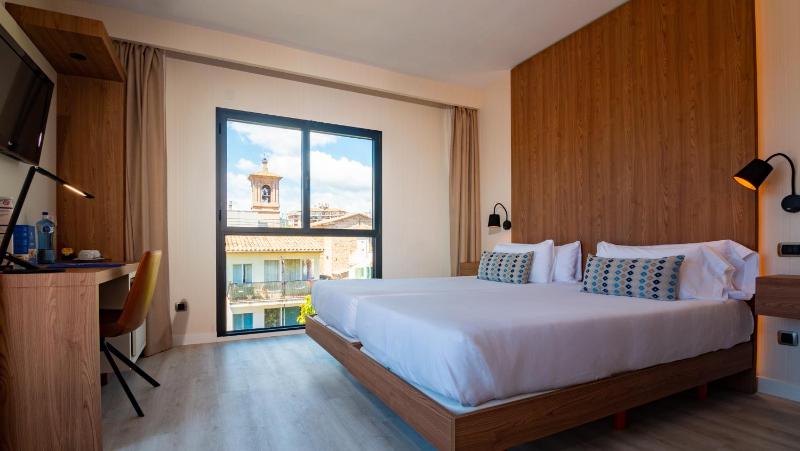 Premium Room with Terrace image 1
