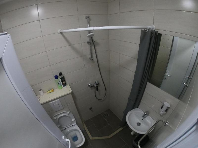 Economy Quadruple Room with Shared Bathroom image 3