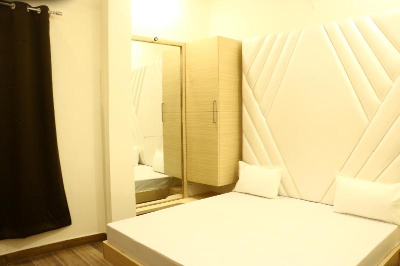 Deluxe Room image 1