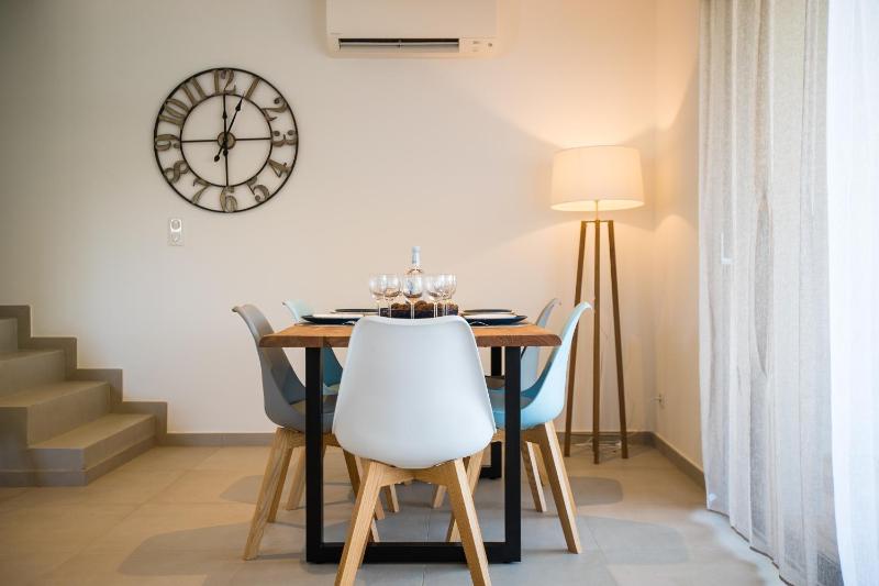 Three-Bedroom House image 1
