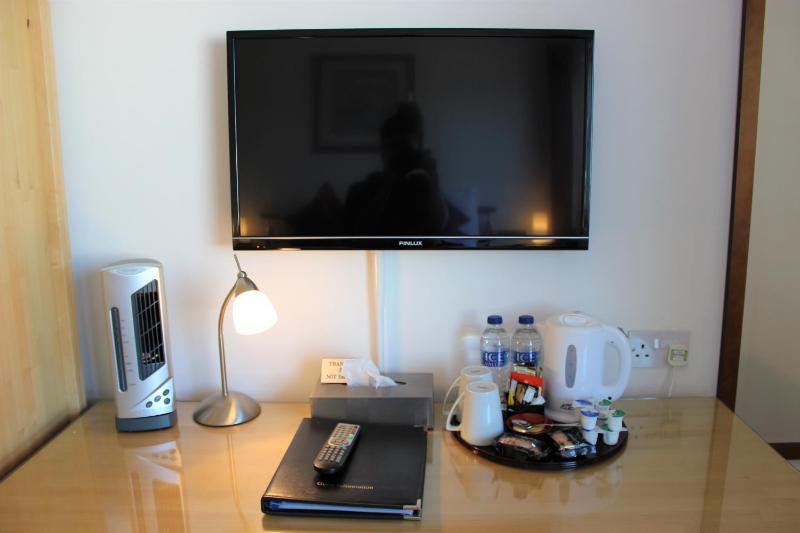 Superior King Room image 4