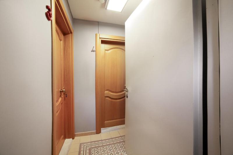 Deluxe Double Room with Balcony image 4