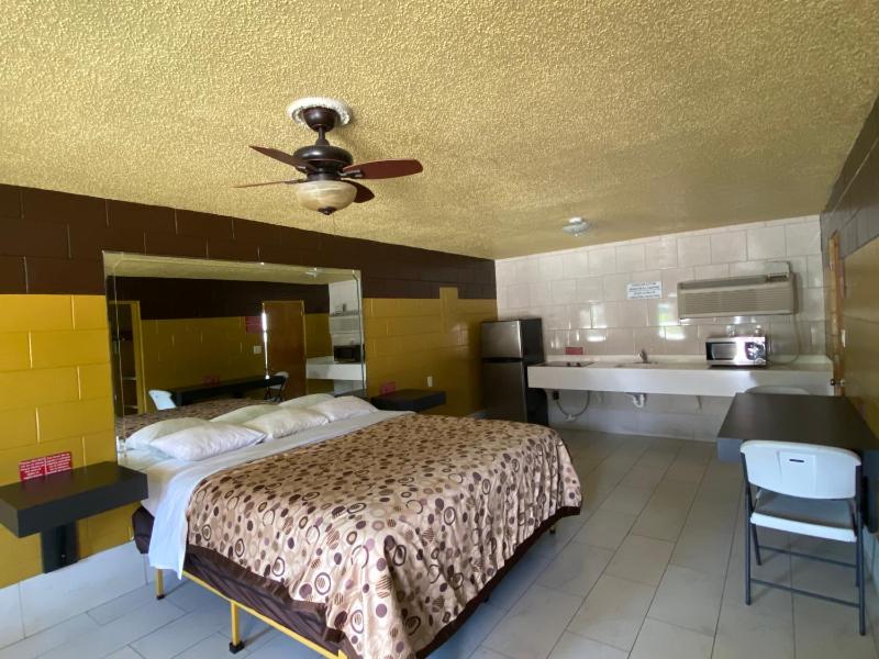King Suite image 4