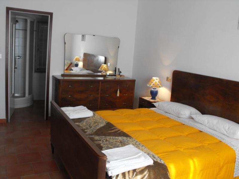 Standard Double Room image 3