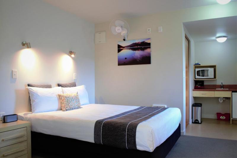 Bella Vista Motel Taupo - image 29