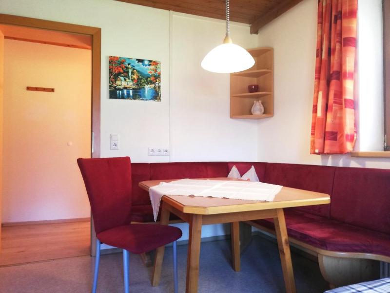 One-Bedroom Apartment image 2