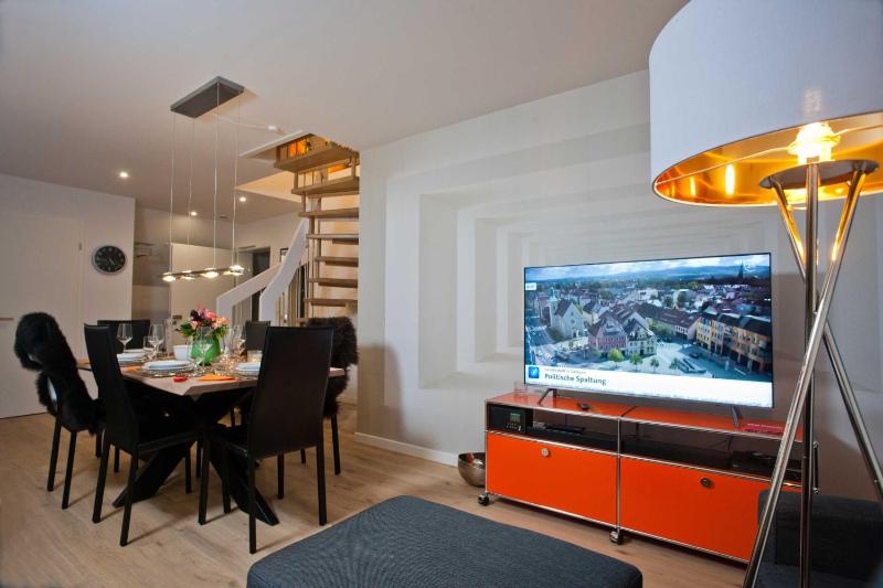 Apartment with Balcony image 3