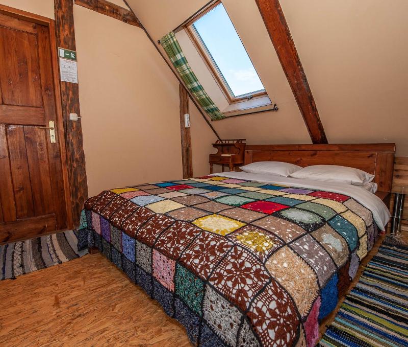 Standard Double Room with Shower image 3