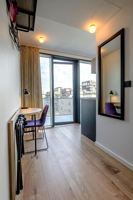 Apartment (2 Adults) image 2
