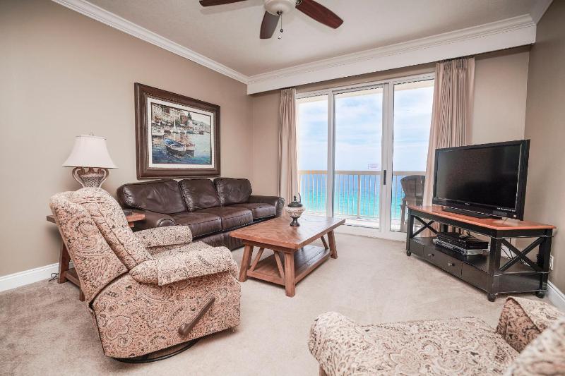 Three-Bedroom Apartment with Sea View – 1208E image 1