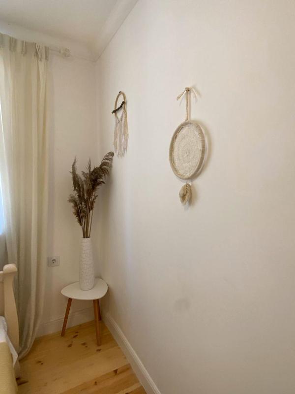 Standard King Room image 4