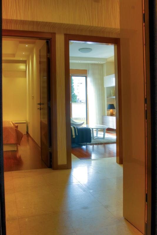 Premier One-Bedroom Apartment image 3
