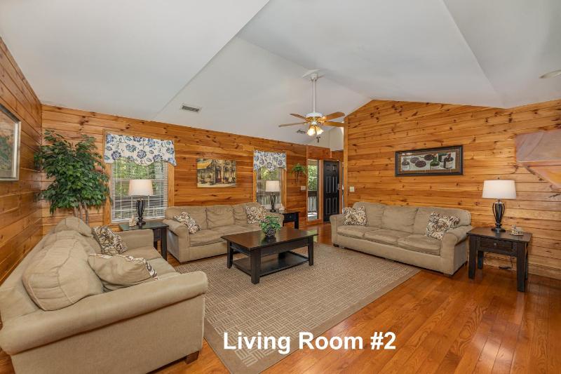 Enourmous Chalet for your perfect family Mountain Retreat - image 11